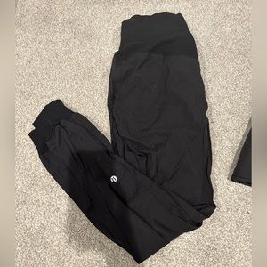 Lululemon dance studio joggers size 2